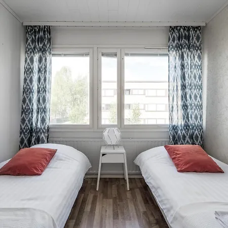 호텔 Kotimaailma 요엔수