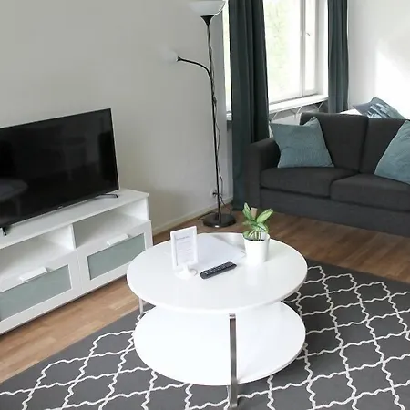 Kotimaailma 호텔 요엔수