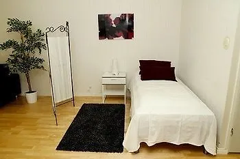 Kotimaailma 3*