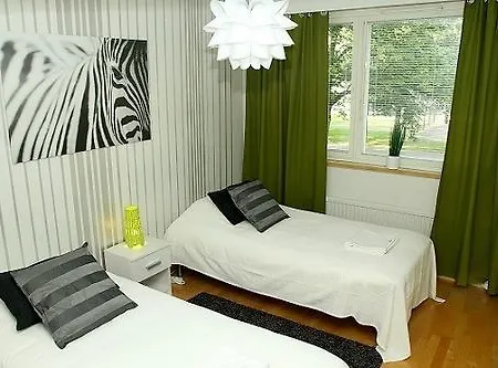 호텔 Kotimaailma 요엔수